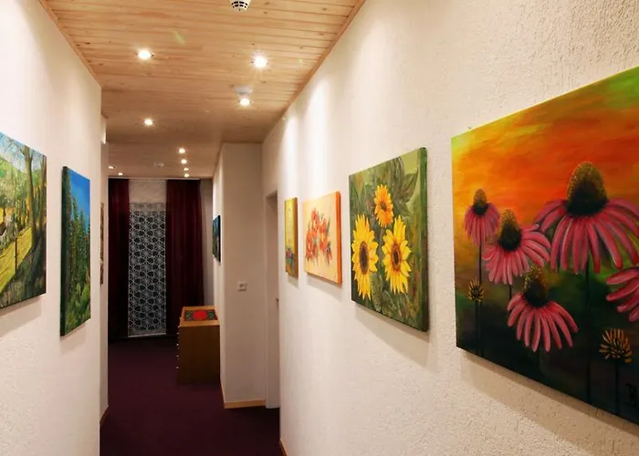 Pensionat Landhaus Zum Sorpetal 3*